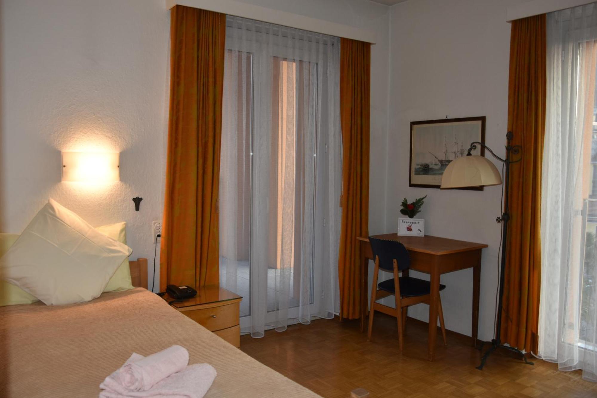 Casa Santa Birgitta Hotel ลูกาโน ภายนอก รูปภาพ