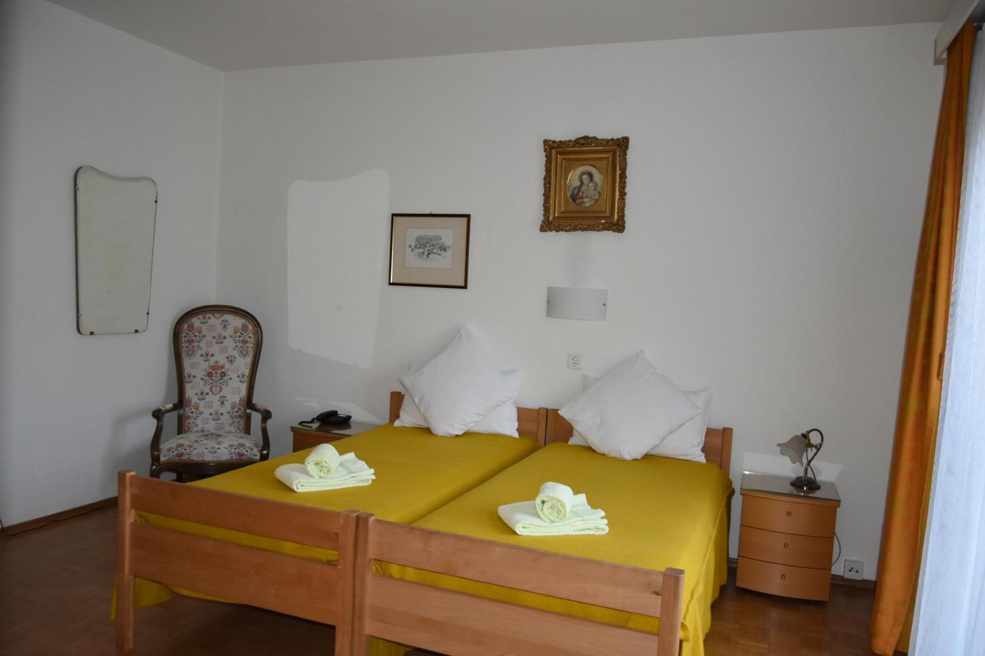 Casa Santa Birgitta Hotel ลูกาโน ภายนอก รูปภาพ