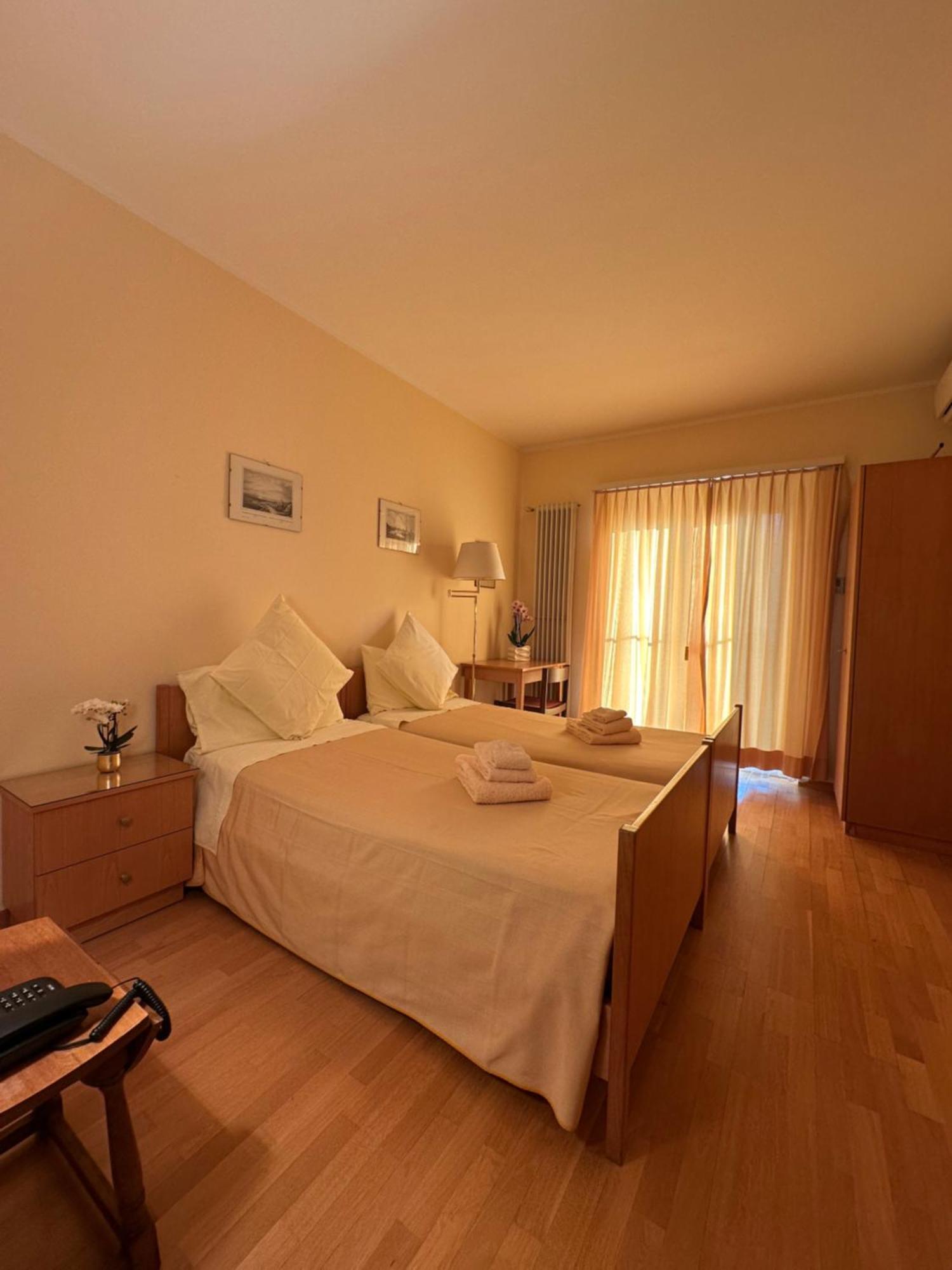 Casa Santa Birgitta Hotel ลูกาโน ภายนอก รูปภาพ